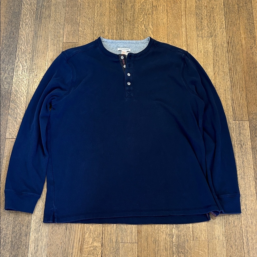 Men’s Classic Navy Long-Sleeve Henley Shirt